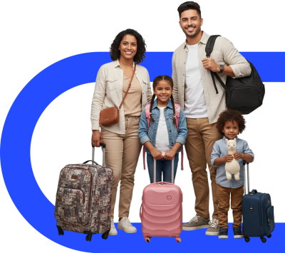 Familia con maletas de viaje